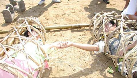 行贿胎神，黄花闺女竟怀了孕，这场神鬼官司咋收场