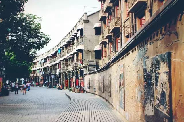 上海跟深圳综合实力对比,北京和上海综合实力对比