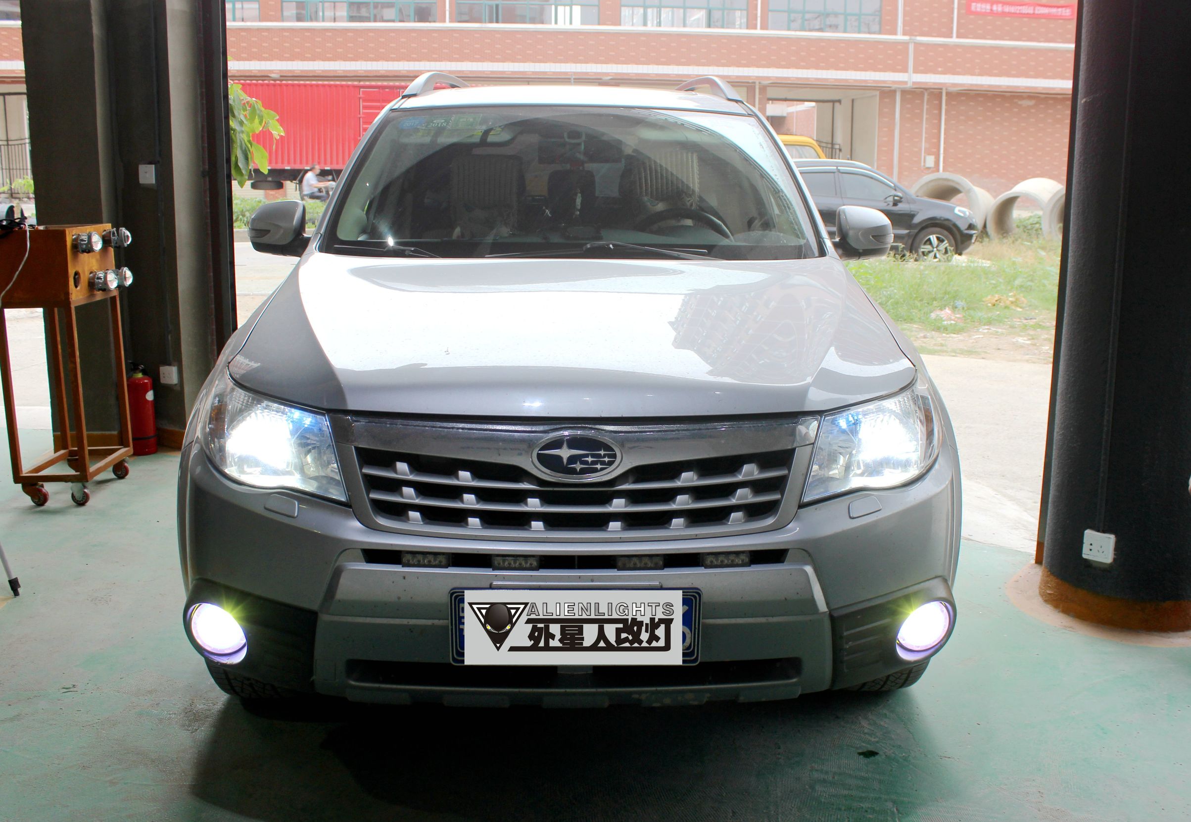 suv改灯不能超多少会违法,suv改灯一般调多高