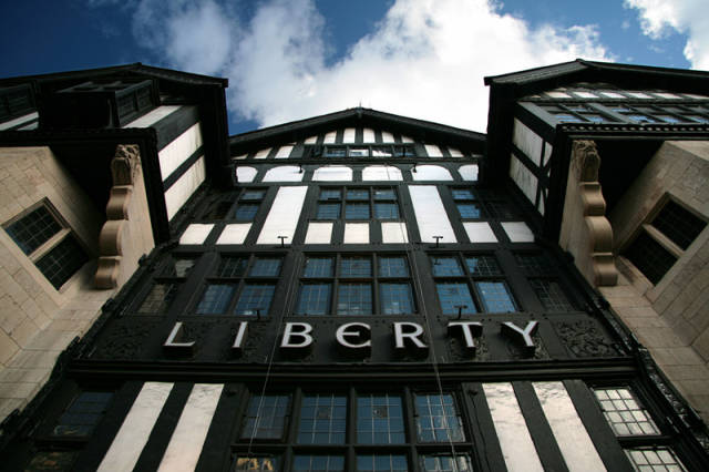 伦敦有名的百货公司,伦敦旅行十大小提示