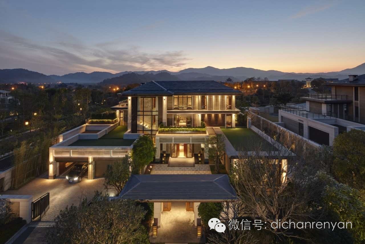 克林顿对布什的评价,克林顿在美国评价如何