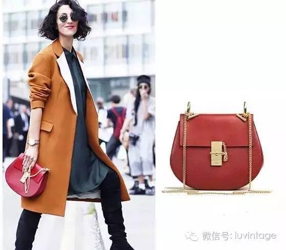 吃着月饼迎国庆,吃着月饼敬着礼