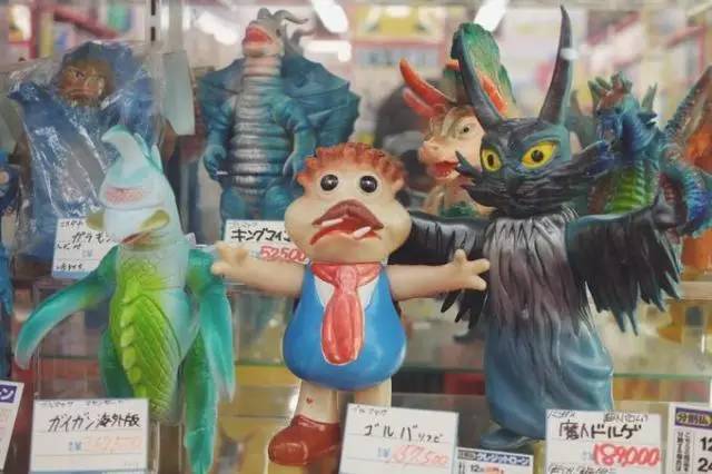 两个妹子告诉你，Sofubi有什么好玩的