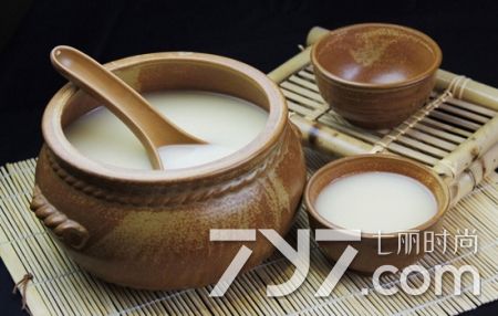 孕妇可以喝米酒鸡蛋吗,孕妇可以喝米酒甜酒吗