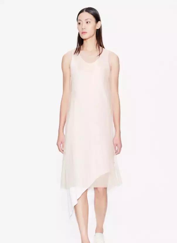 宋佳刘诗诗直筒裤,刘诗诗宋佳最爱的衬衫