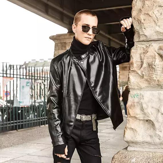 常规款皮夹克适合哪个季节穿,皮夹克什么季节穿合适