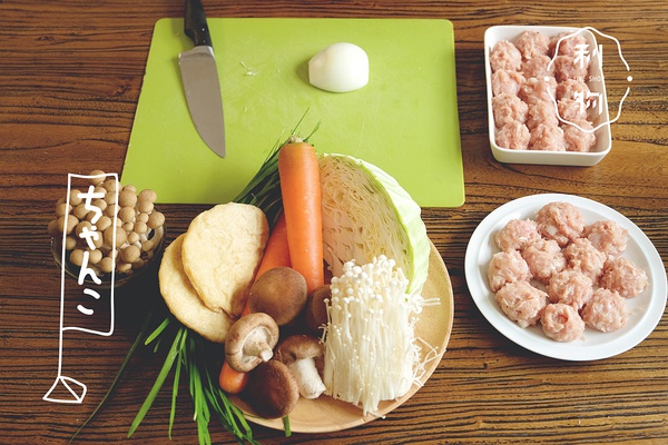 涓変笁涓や袱缇庨瑙嗛,鍙佷咯鐏攨椋熷爞鎶栭煶鍥㈣喘