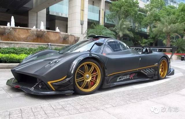 全球唯一上牌的帕加尼ZondaR惊现广东，价值4000万