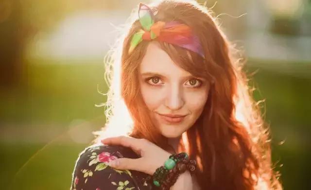 lolita文化，这些美丽的小裙子治愈了少女们成长的痛苦