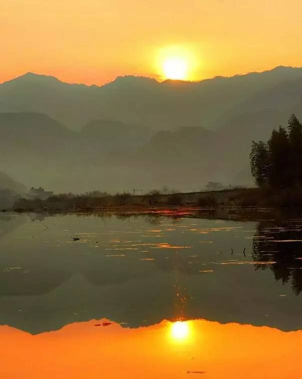 回到老家得了抑郁症,得了抑郁症就像是沉到了湖底