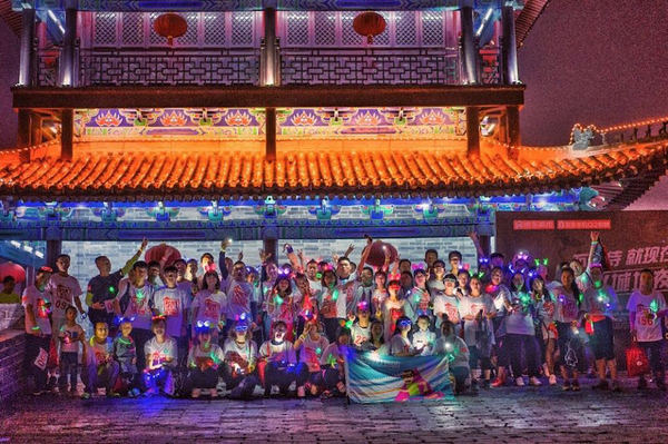 从AR夜跑说起,京东手机QQ购物如何赢心95后