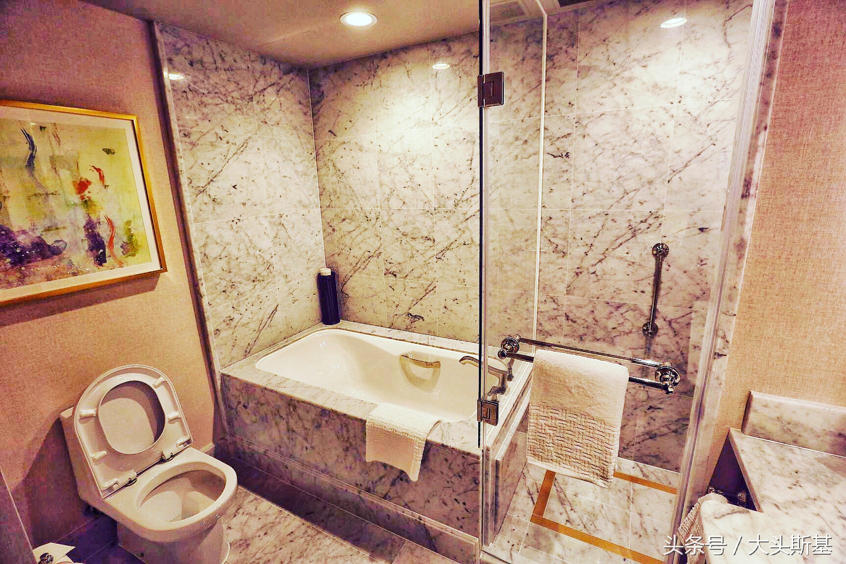 澳门巴黎人酒店属于什么档次,澳门巴黎人酒店什么档次