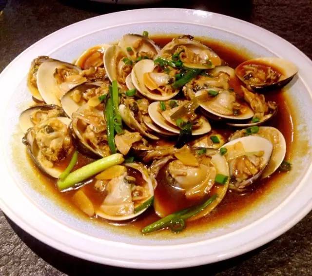 西安顺城巷附近有什么好玩的地方,西安顺城巷小吃街