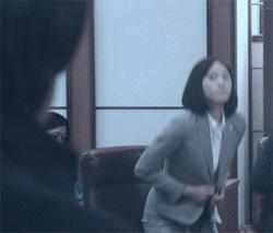 这猩猩成精了,这只猩猩成精了