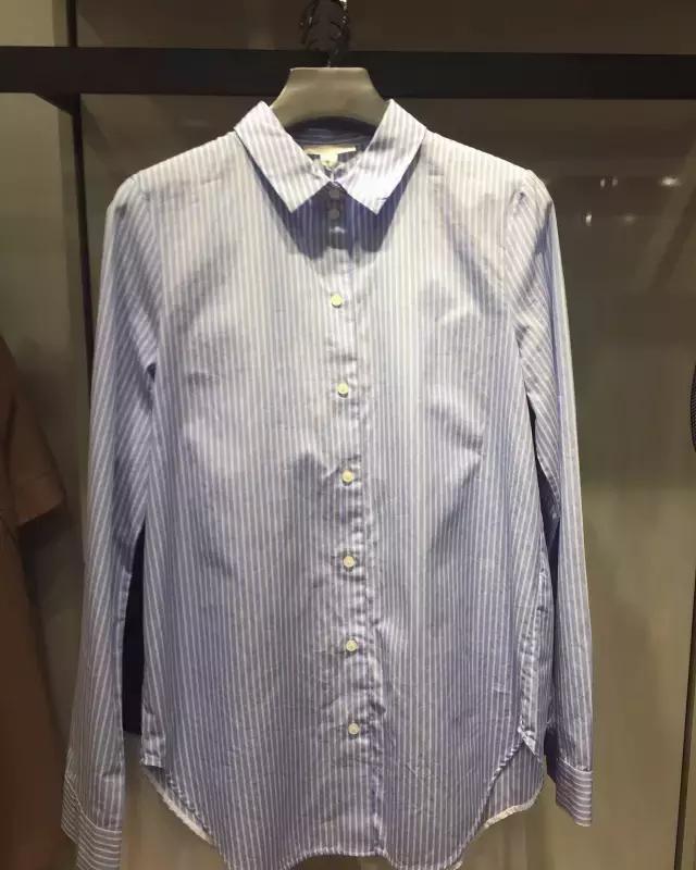 初秋减龄条纹衬衣,粉色初秋衬衣气质百搭