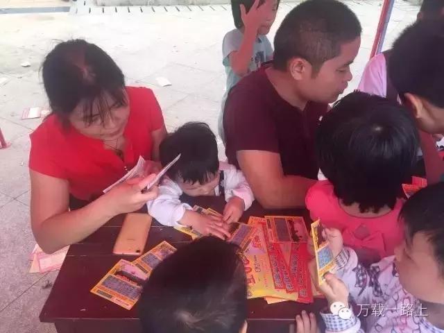 义丰彩票中奖50万,屯溪彩票中奖2700万