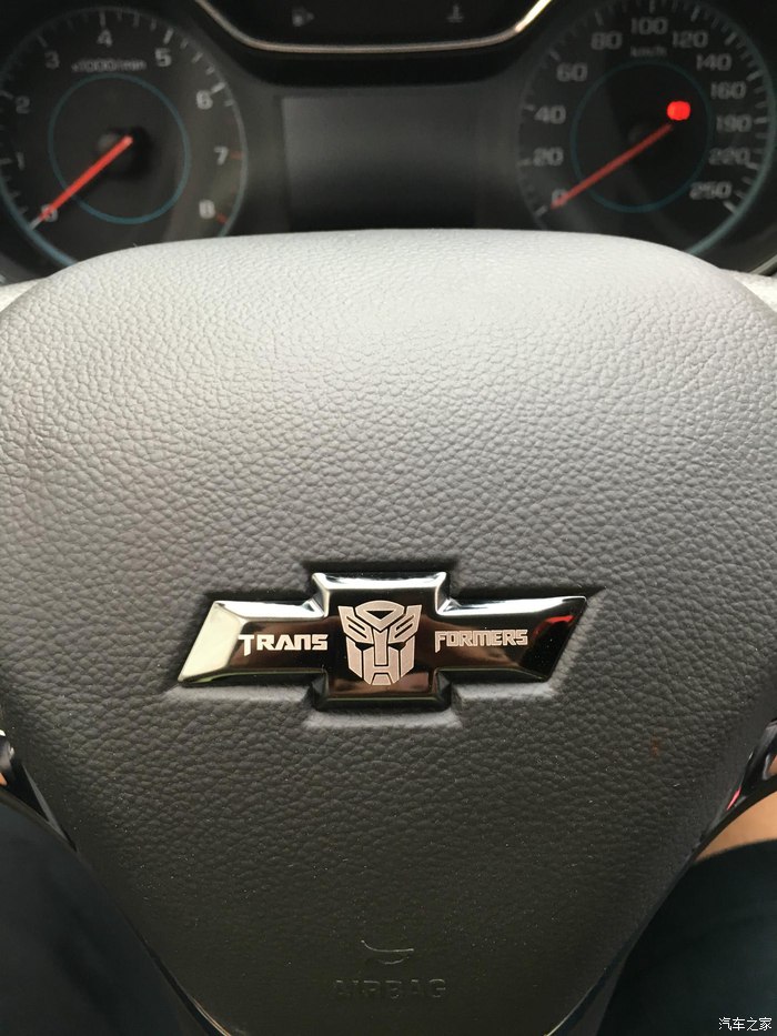 科鲁兹时尚版,2017年科鲁兹优点和缺点详解