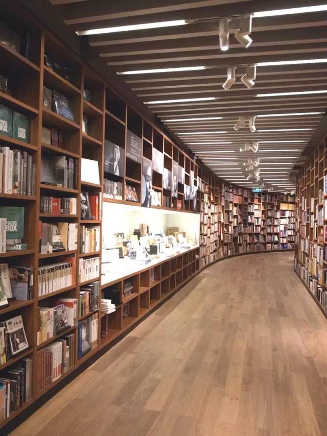 福建一本本土杂志，竟然能在国内外91家书店复合空间里看到