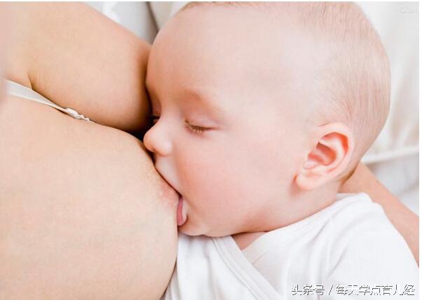 宝宝不爱吸母乳怎么办教你一招,宝宝不爱吸妈妈的奶