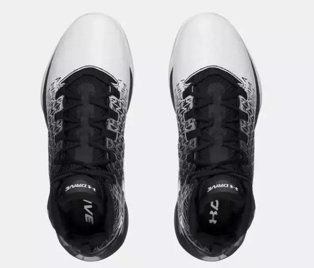 CluchFitDrive测评：UA的实战鞋不只有Curr