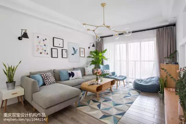 客厅如果不用沙发怎么装,客厅沙发实用小技巧