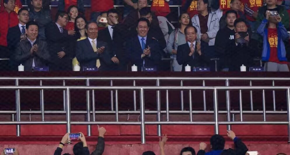 国足输球都怪本泽马,顾超国足低级失误视频