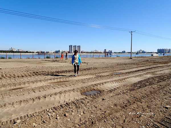额滴个神！一枚老男人居然在黑河疯狂购物直到手软！