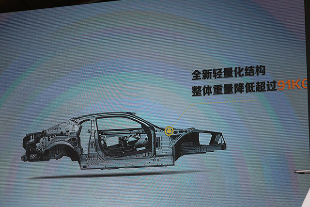 大黄蜂科迈罗supersport第6代,科迈罗2023款大黄蜂帅气视频