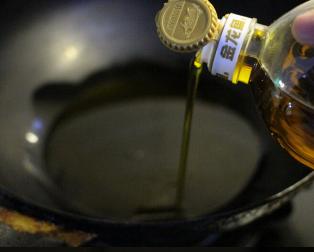 怎样做出蓬松香软油条,油条怎样才能做到蓬松酥脆