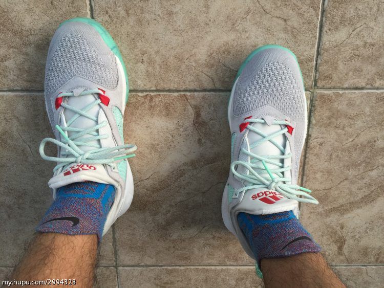 nba2kol2欧文利拉德怎么选,2015款欧文2