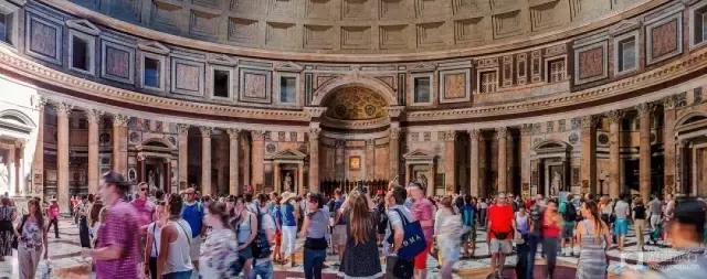 远方除了诗，还有人人人人人人