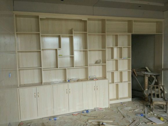 木工师傅做得好,木工干了一年半给房主整疯了