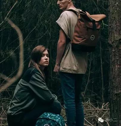 时髦双肩包大容量单肩双肩两用,轻便可爱双肩包