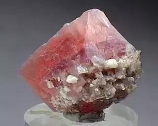 世界112种宝石矿物,盘点那些奇怪宝石矿物