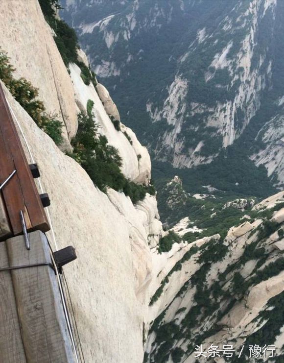 华山长空栈道腿软集锦,华山最刺激的台阶