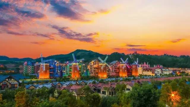 涓嶈兘澶栧嚭娓哥帺瀹呭湪瀹堕噷,涓嶈兘澶栧嚭鏃呰鍦ㄥ涔熷緢蹇箰