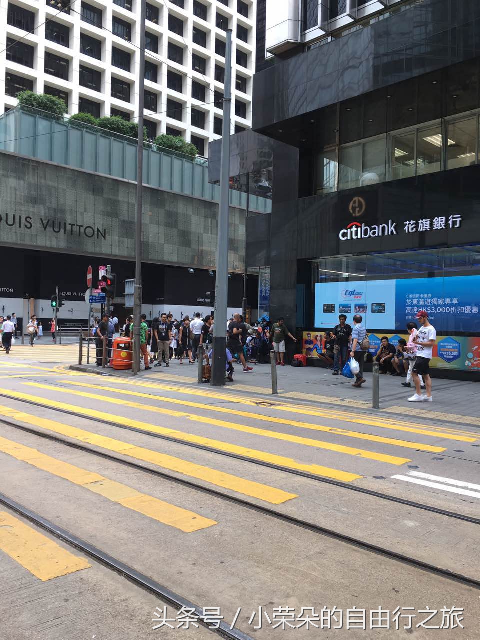 不能说的秘密香港实拍：白菜价大牌面膜与高价蔬菜牛腩面背后猫腻