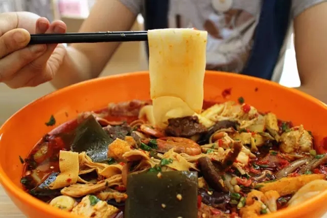 乌鲁木齐市最火的冒菜店,乌鲁木齐哪里有正宗的冒菜