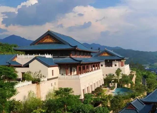 克林顿对布什的评价,克林顿在美国评价如何