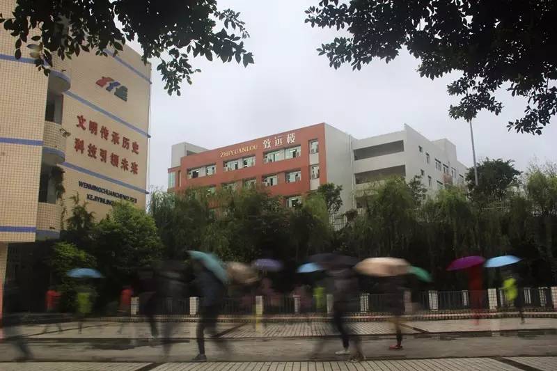 重庆北碚四十八中学里面怎么样,重庆市最美校园