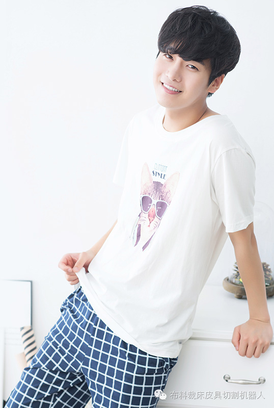 纯棉睡衣和真丝睡衣哪个好,桑蚕丝睡衣好还是真丝睡衣好