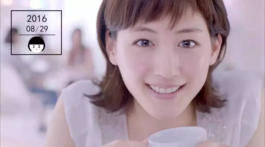 你们为年入2000万的网红们买单,她们却卖你一堆烂脸假货!