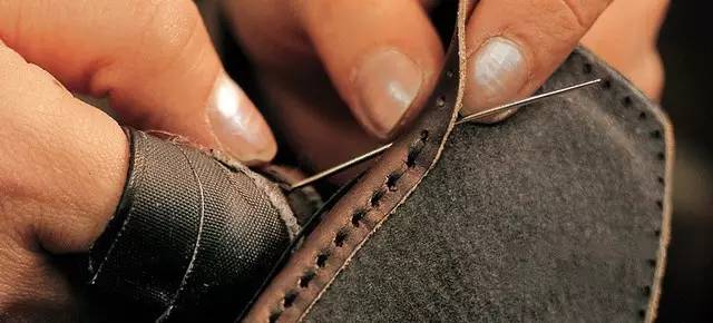 皮鞋制作全过程手工,揭秘手工皮鞋定制的制作流程