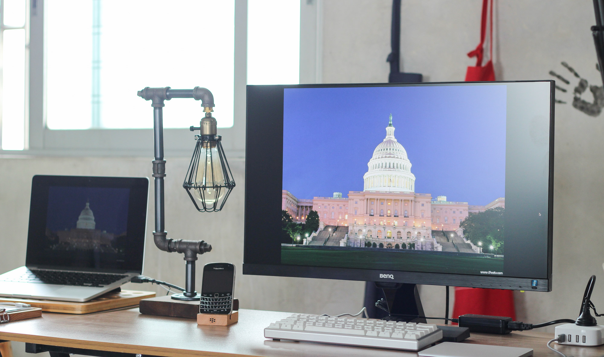 爱护眼睛，从显示器开始：BenQEW2775ZH显示器