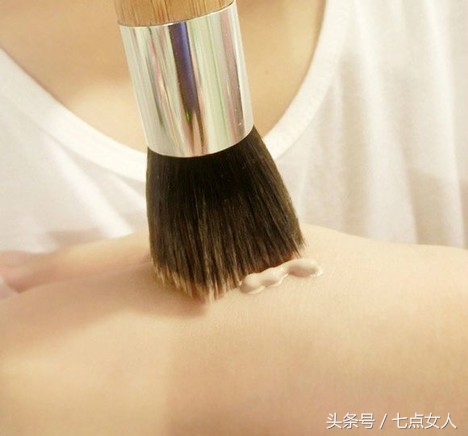 新手学化妆必备品和步骤,程十安推荐的新手化妆步骤