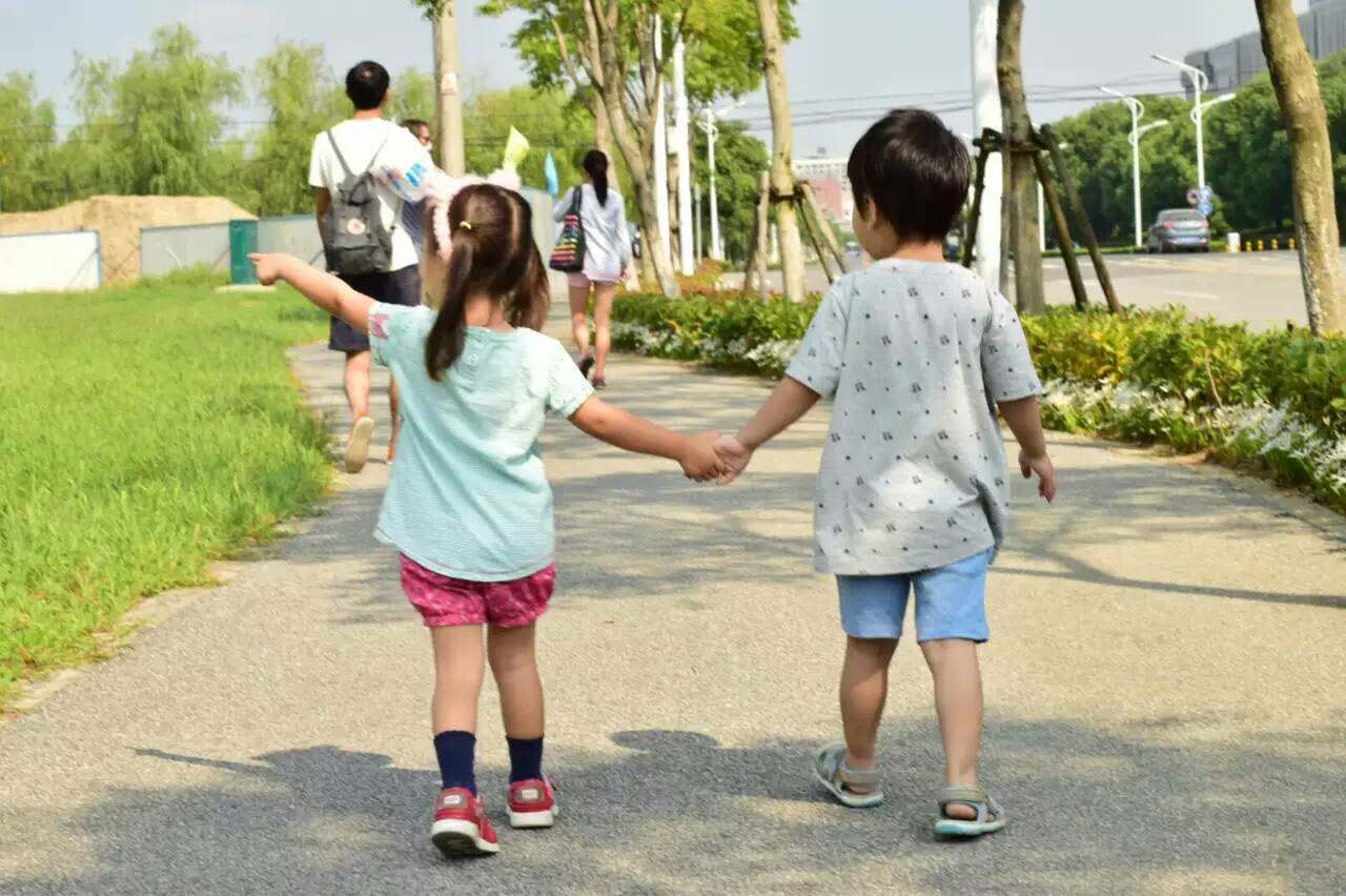 花牛旅行|折腾的一家子