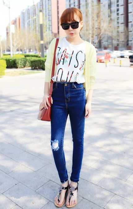 首尔街拍穿搭美女,韩国首尔女孩的街拍穿搭