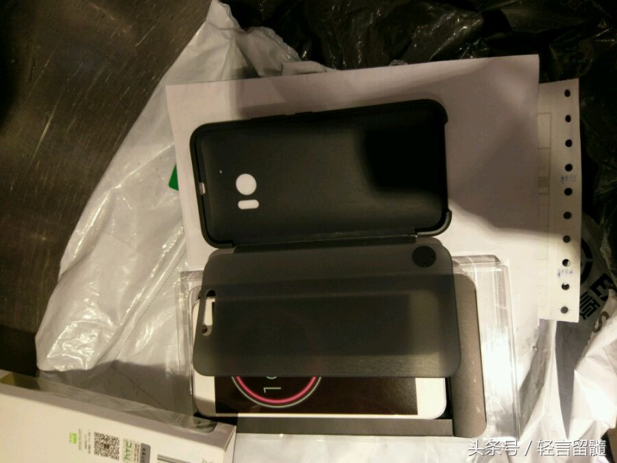 HTC10开箱:颜值为HTC手机的巅峰,销量却不尽人意