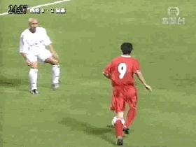 球王贝利过人精彩盘点,犯罪式过人原版