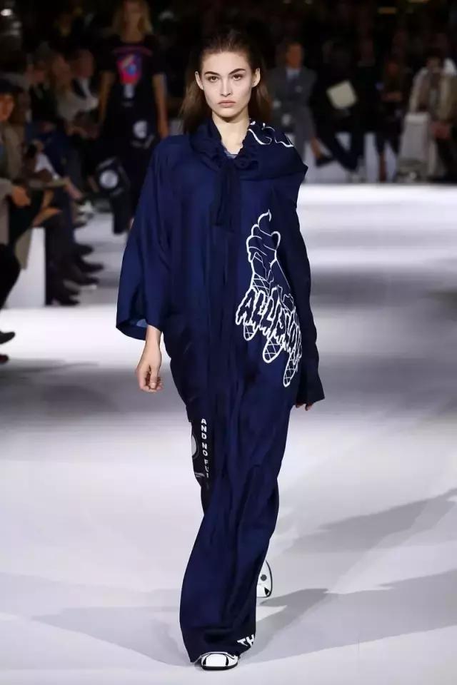 小s在节目中真的吃饭吗,小s在综艺跳舞